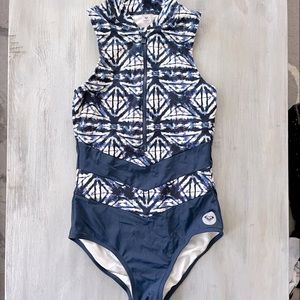Roxy One Piece Bikini Size XS
